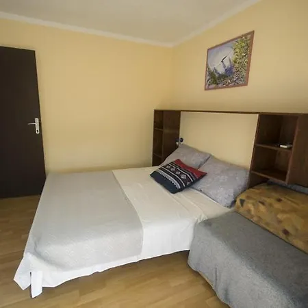 In With Sea View, Balcony, Air Conditioning, Wifi Apartment